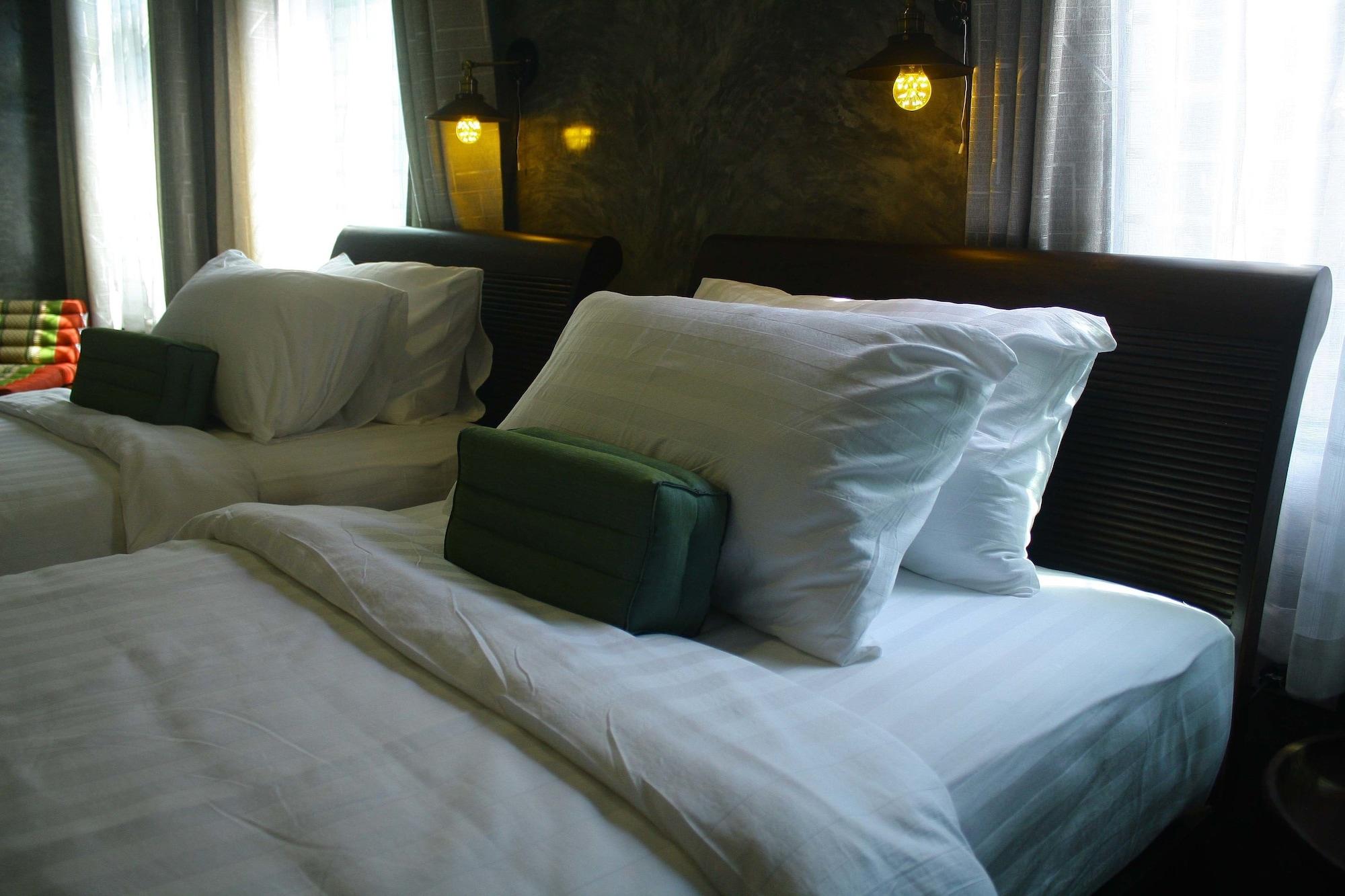 Nawa Sheeva Hotel Chiang Mai Buitenkant foto