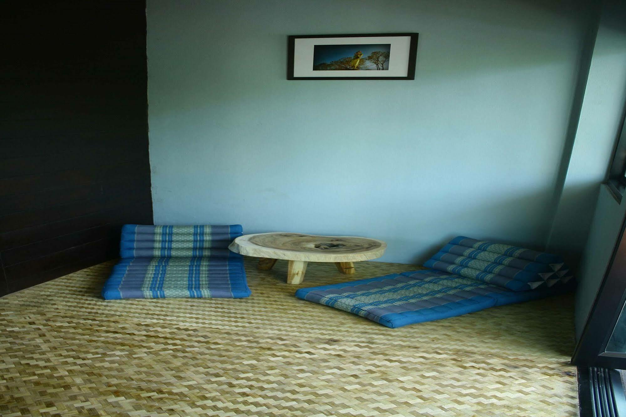 Nawa Sheeva Hotel Chiang Mai Buitenkant foto
